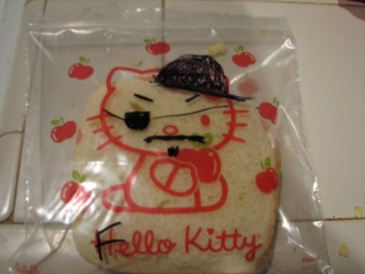 Hello Kitty Fellow Kitty