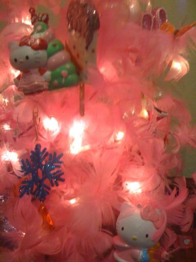 Hello Kitty pink feather boa Xmas tree