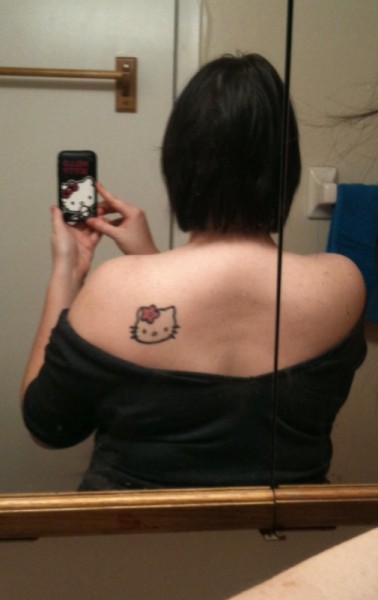 hello kitty shoulder tattoo