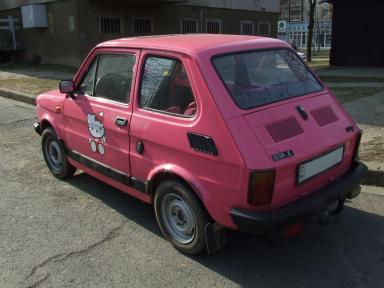 Hello Kitty pink Fiat car