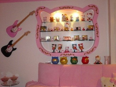 Hello Kitty wall display