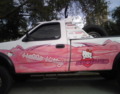 Hello Kitty pick-up truck