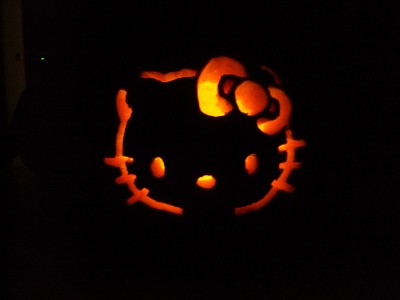 Hello Kitty Halloween jack-o-lantern