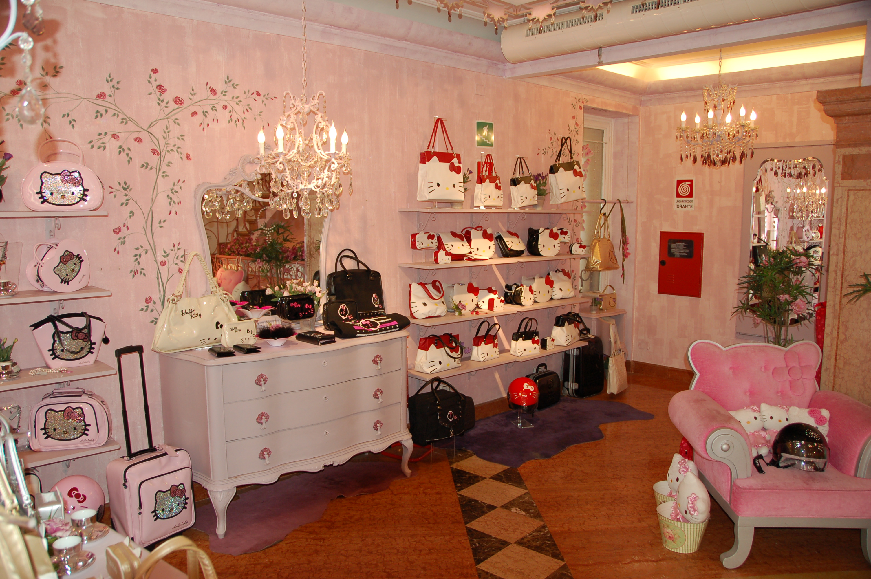 Hello Kitty Shop 1 