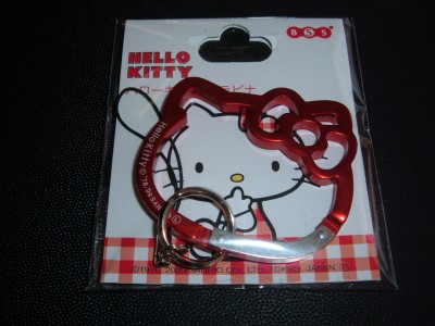 hello kitty carabiner face