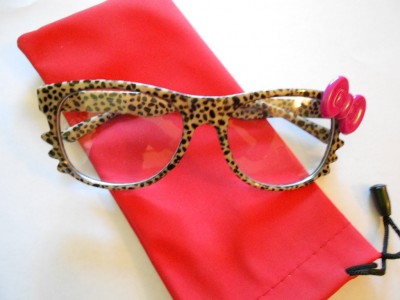 hello kitty bow glasses