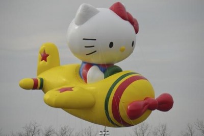 Hello Kitty Macy's Thanksgiving parade balloon