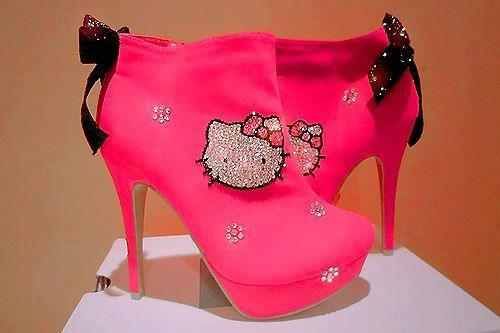 Hello Kitty pink boot heels